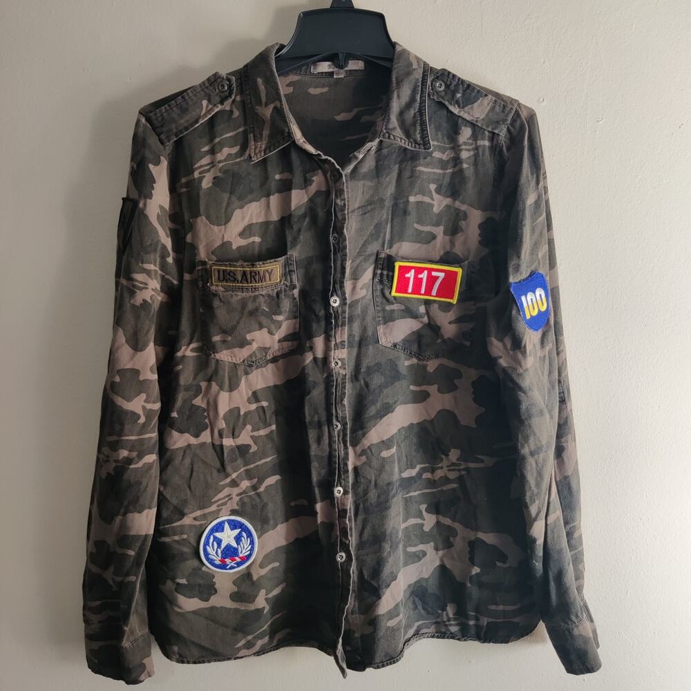 Miss Me Camo Shirt Women's Small Army Style Patches Long Sleeve Button Up